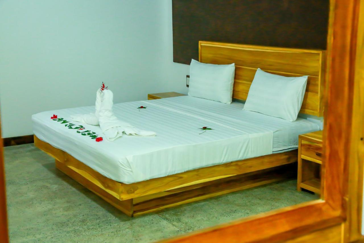 Doola River Edge Udawalawe Ngoại thất bức ảnh
