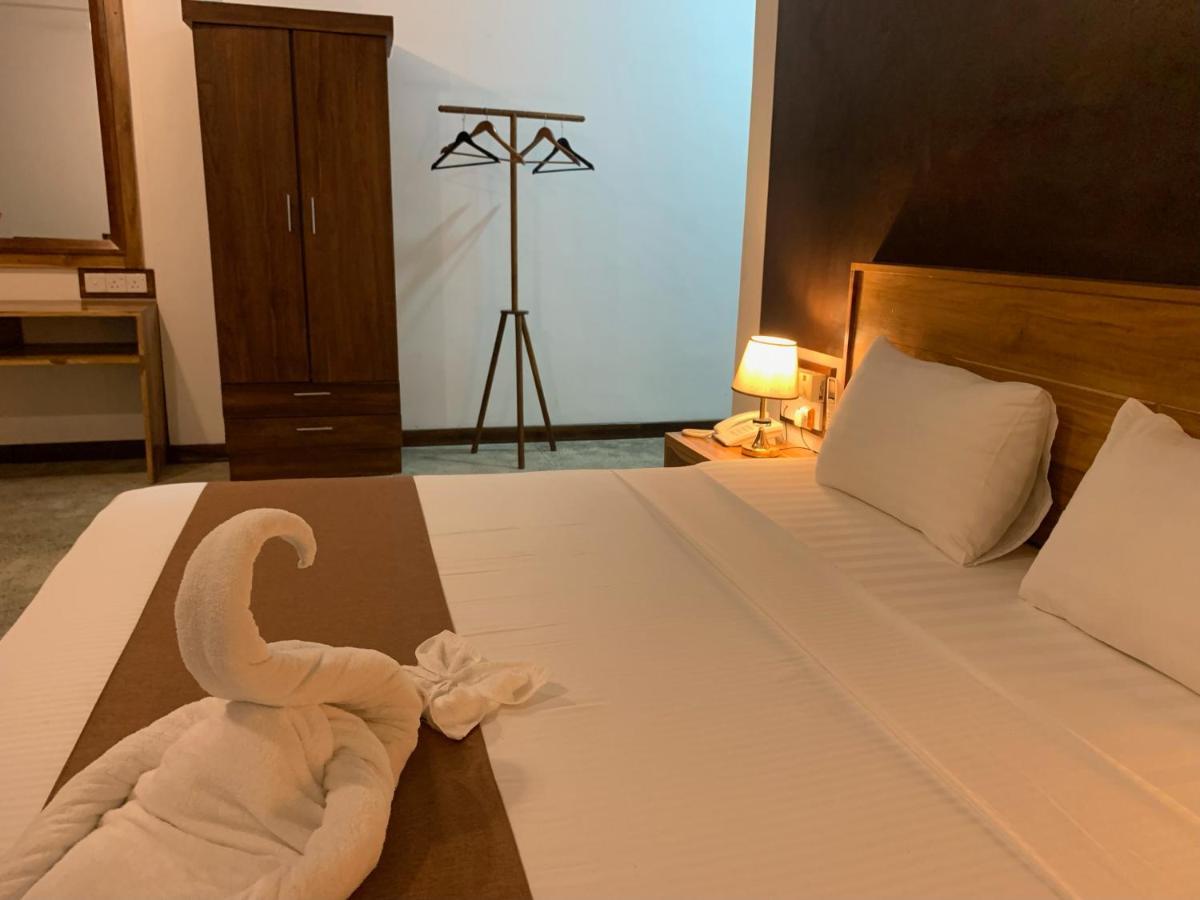 Doola River Edge Udawalawe Ngoại thất bức ảnh