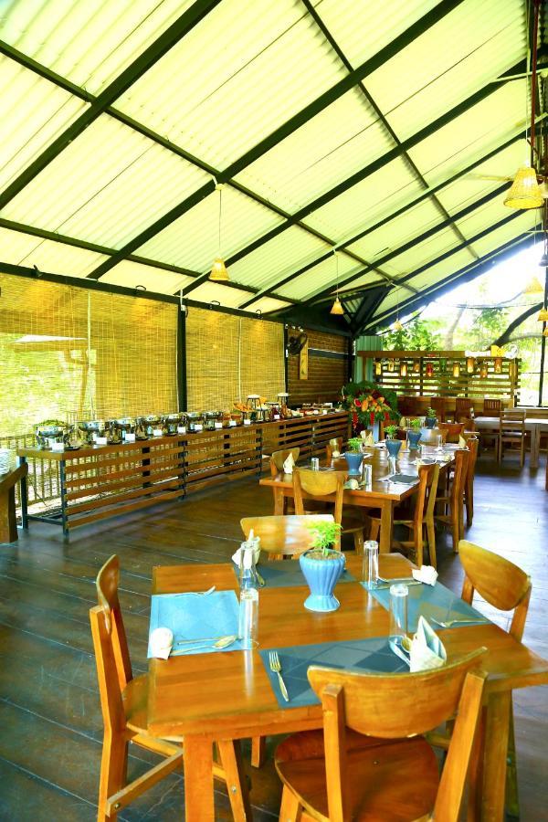 Doola River Edge Udawalawe Ngoại thất bức ảnh