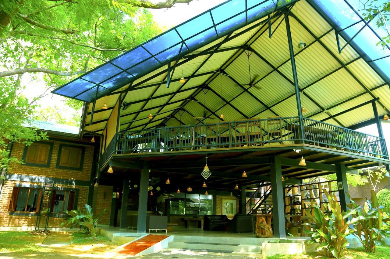 Doola River Edge Udawalawe Ngoại thất bức ảnh