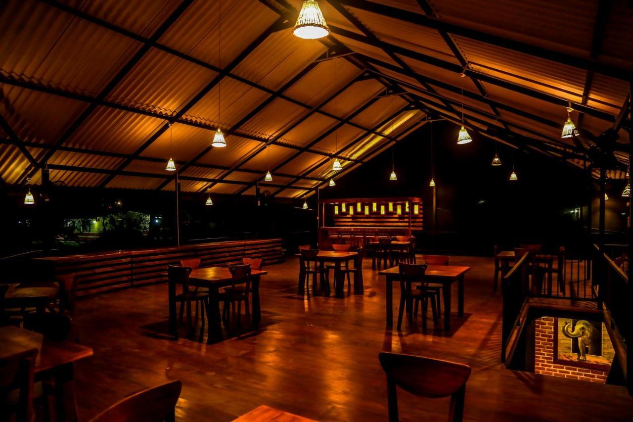 Doola River Edge Udawalawe Ngoại thất bức ảnh